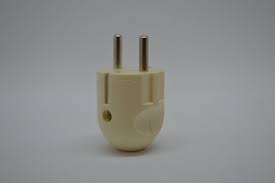QUANYUN TWO ROUND PIN PLUG 16A